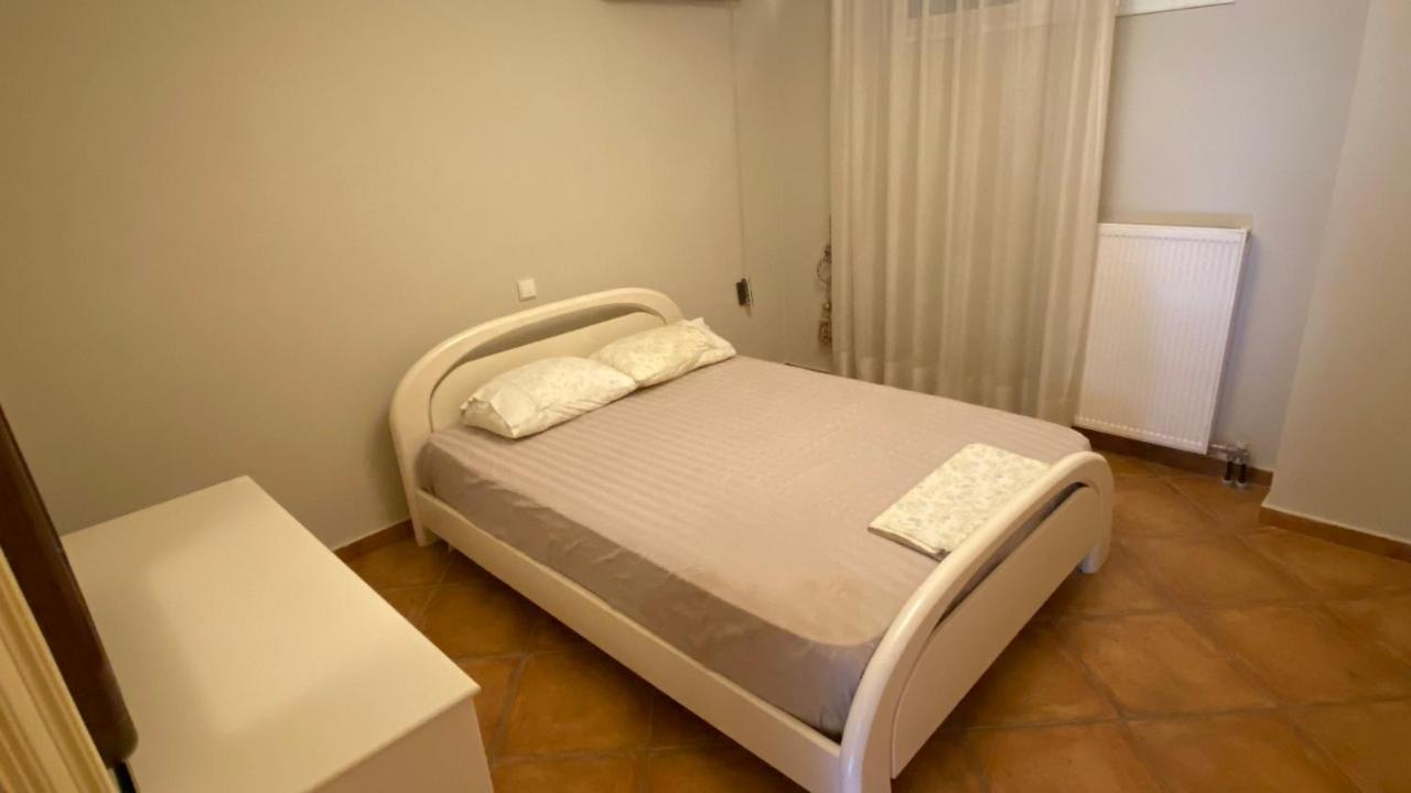 Seaside Family Apartment - Kalamata Faraí Eksteriør bilde